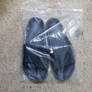 NEW Young & Reckless sandals (slides)